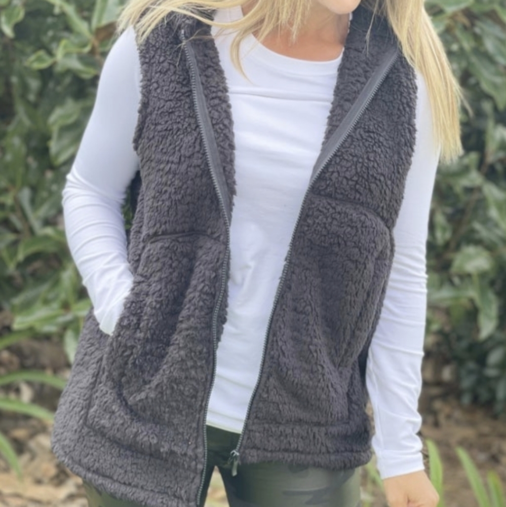 Zenana Ash Gray Sherpa Hooded Vest